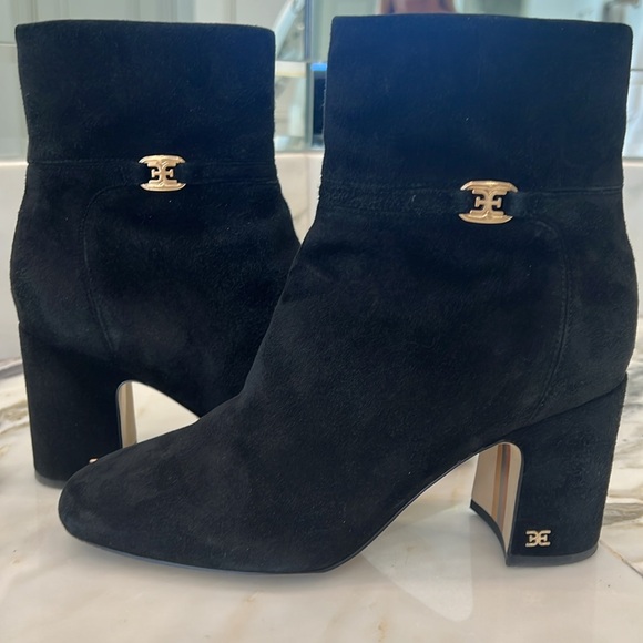 SAM EDELMAN Square Toe Ankle Bootie. SZ 7.5. Color Black Suede. Gold Hardware. - Picture 3 of 8